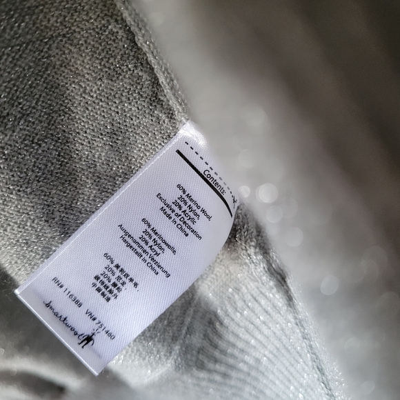 Smartwool Nokoni Dolman Sleeve Style Poncho Cream & Shimmer Gray - Picture 7 of 12